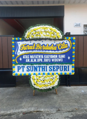 Papan Bunga Duka di Sungai Kapih